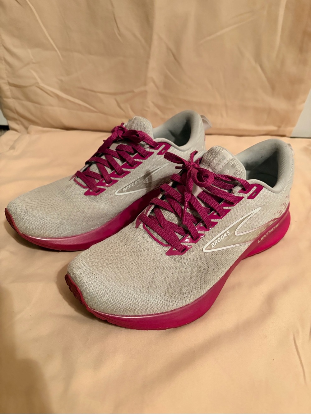 Brooks Women’s Athletic Shoes — Light Gray with Magenta Details